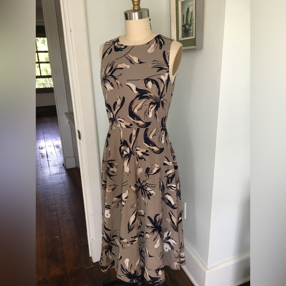 Long occasion dress, floral size 8, unknown brand